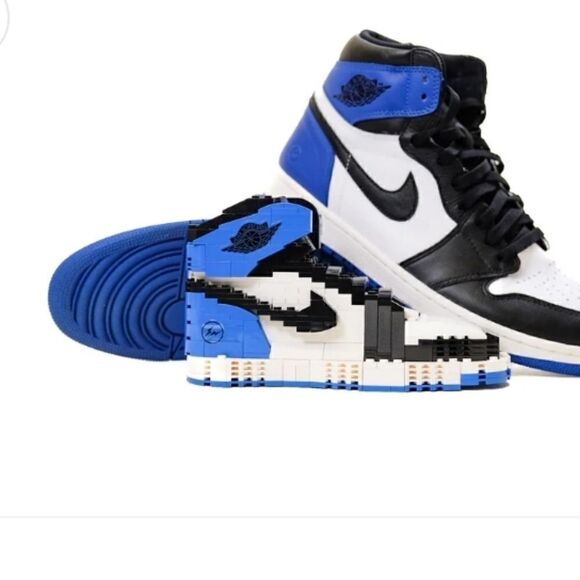 AJ1 Fragment Blocks 2021 - Picture 3 of 4